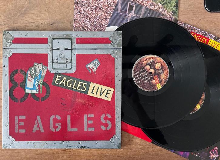 EAGLES - The Eagles Live ( 2LP; NMINT; poster ), Cd's en Dvd's, Vinyl | Rock, Zo goed als nieuw, Poprock, 12 inch, Verzenden