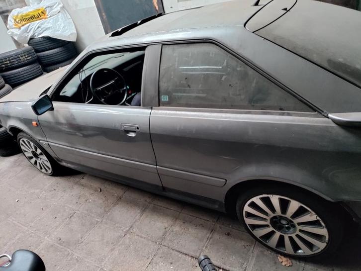 Audi 80 B4 coupé, Auto's, Audi, Particulier, Benzine, Coupé, 2 deurs, Handgeschakeld, Zilver of Grijs, Zwart, Stof, Voorwielaandrijving