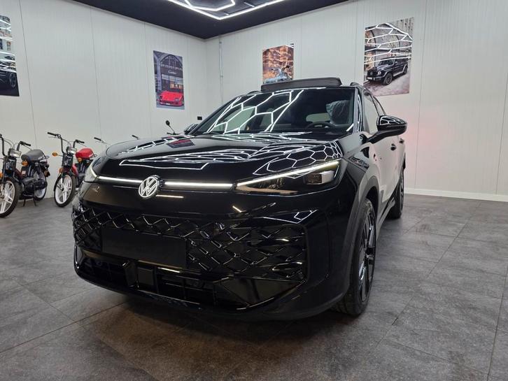 NEW VOLKSWAGEN T-ROC R-LINE 1.5 eTSI 2026 AUTOMAAT PANODAK, Auto's, Volkswagen, Bedrijf, T-Roc, ABS, Achteruitrijcamera, Adaptieve lichten