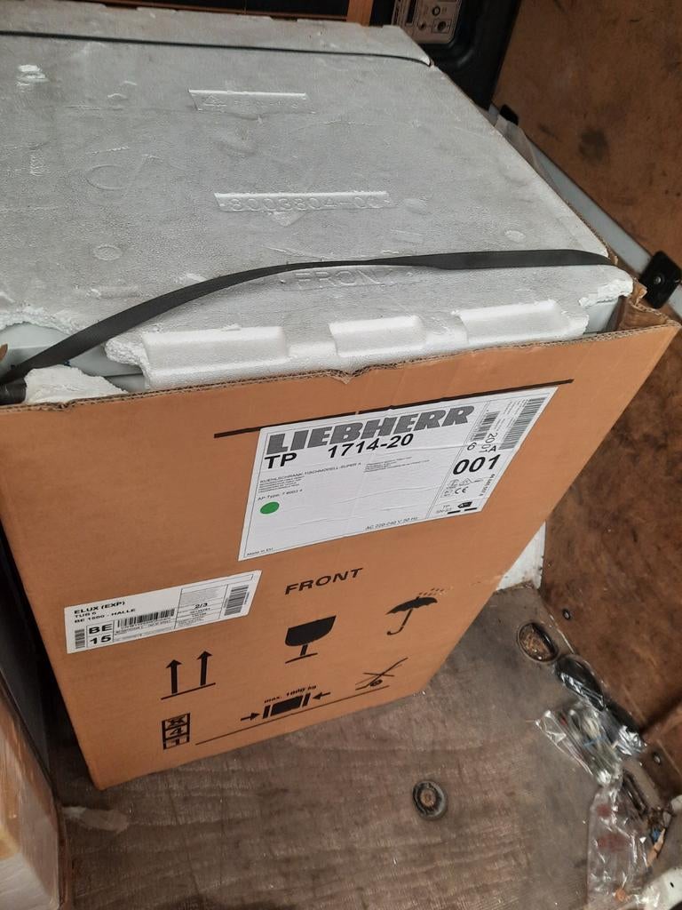 Liebherr Tafelkoelkast, type: TP1714-20 Oude stock - A++, 60 cm of meer, 100 tot 150 liter, https://www.liebherr.com/nl-be/koelkasten-vriezers/service-contact-formulier-3091406