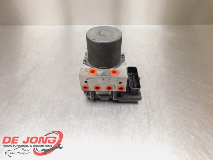 ABS Pomp van een Mercedes E-Klasse, Auto-onderdelen, Elektronica en Kabels, Mercedes-Benz, Gebruikt, 3 maanden garantie, Ophalen of Verzenden