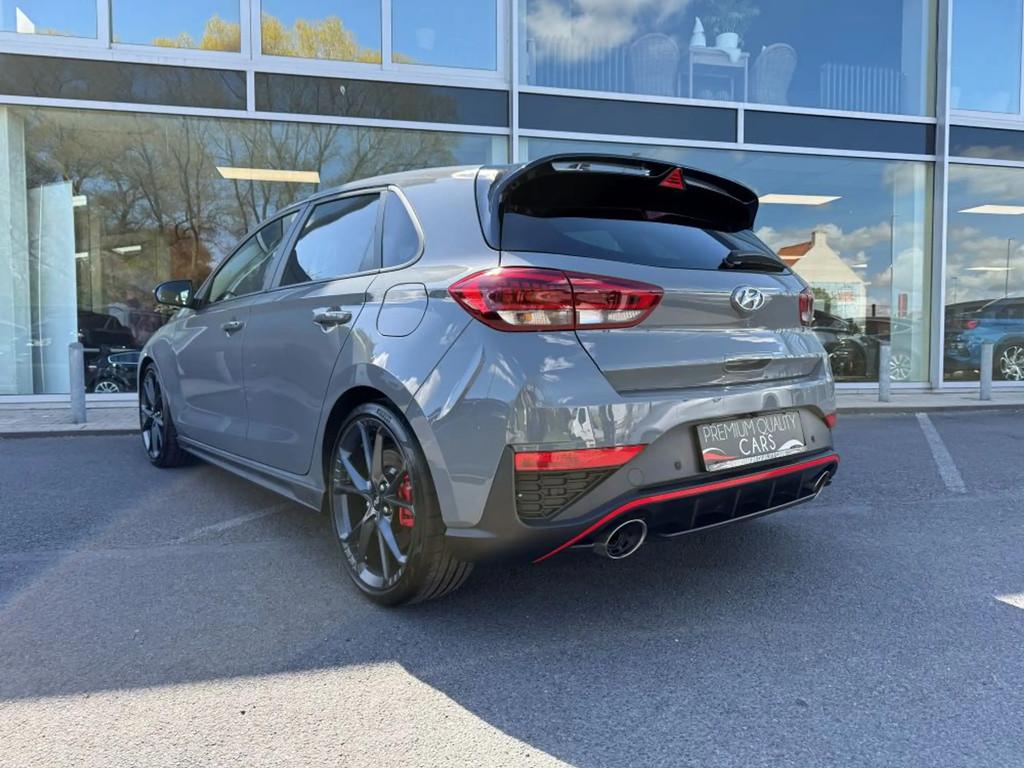 Hyundai i30 PERFORMANCE PACK DCT / CARPLAY / CAMÉRA / CHAUF, Argent ou Gris, Achat, Euro 6, Entreprise