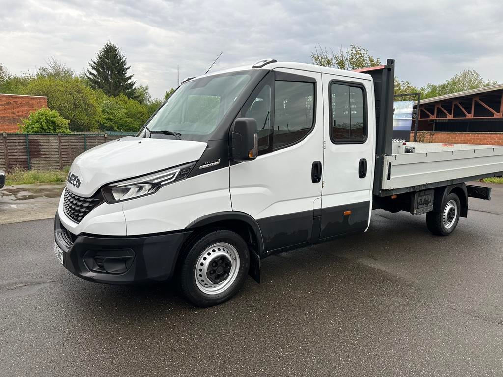 Iveco daily 2.3 d automaat openlaadbak dubbele cabine, Auto's, Bestelwagens en Lichte vracht, Automaat, 4 deurs, Euro 6, Iveco