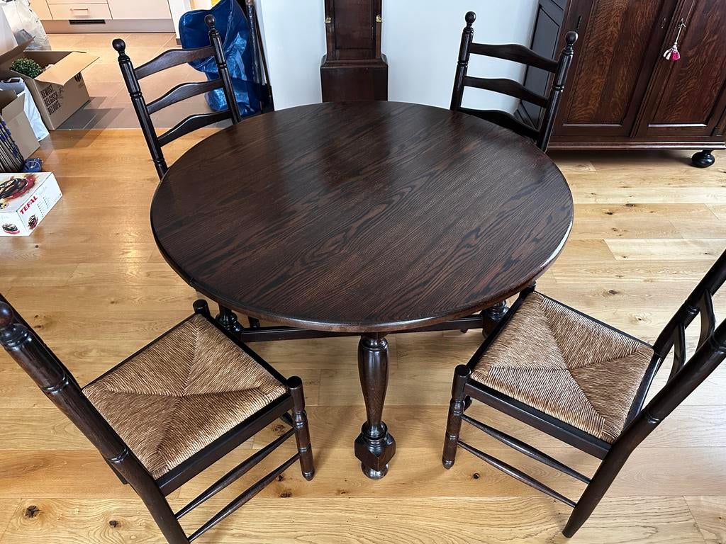 Table et 4 chaises, Enlèvement, Comme neuf