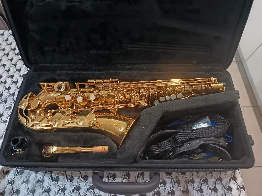Saxophone Alto Yamaha YAS280, Ophalen, Zo goed als nieuw, Alt, Met koffer