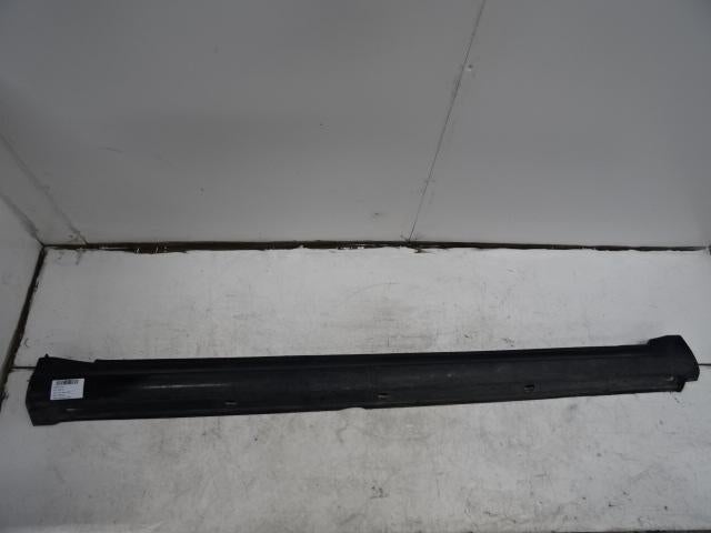 GARNITURE SEUIL DE PORTE Mercedes-Benz A (W169), Mercedes-Benz, Mevr. I. Hauben, Utilisé, Rue de l'Espoir 34 34
4030  GRIVEGNÉE, BE