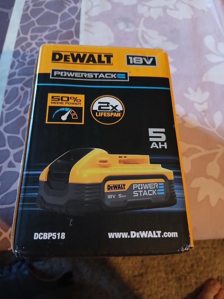 Dewalt accu 18v 5.0ah powerstack, Ophalen