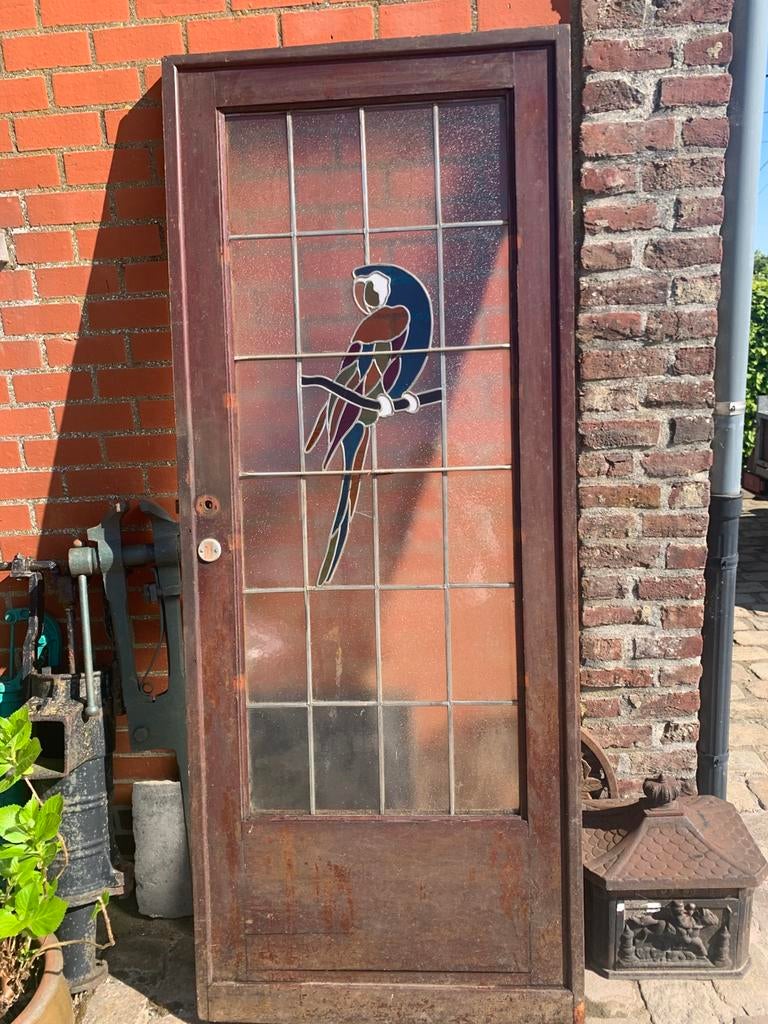 Deur met brandglas, Ophalen