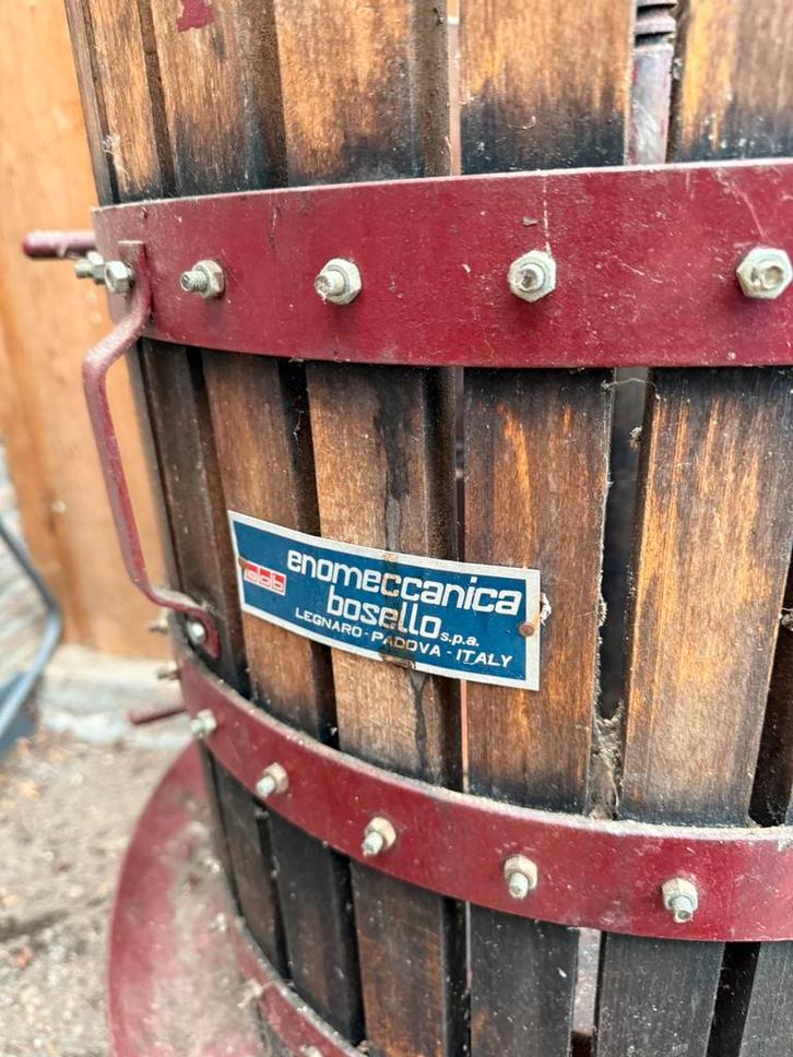 Pressoir à raisins, Articles professionnels, Articles professionnels Autre, Enlèvement