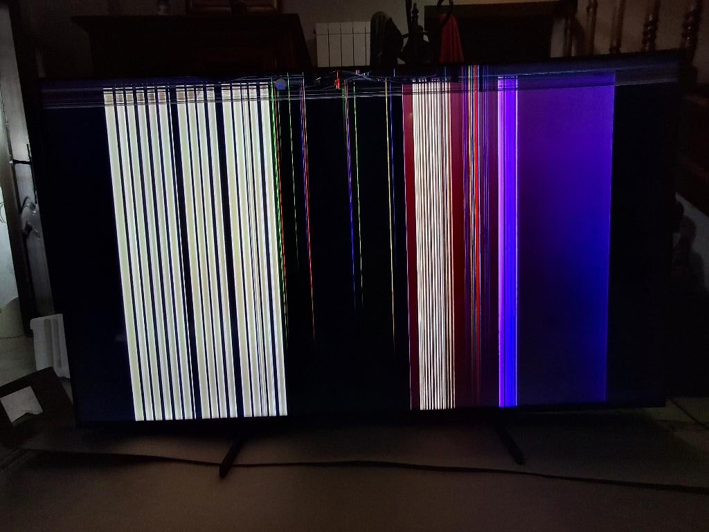 Smart tele hisense 85 pouces en panne, Autres marques, LED, 80 à 100 cm, Enlèvement