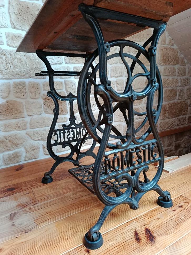 Machine à coudre ancienne, Hobby & Loisirs créatifs, Machines à coudre & Accessoires, Utilisé, Machine à coudre, Autres marques