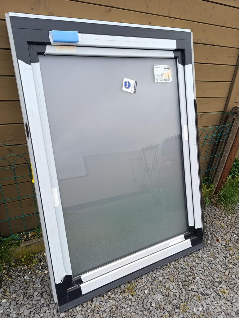 Fenêtre en PVC noire Winsol, Enlèvement, Comme neuf