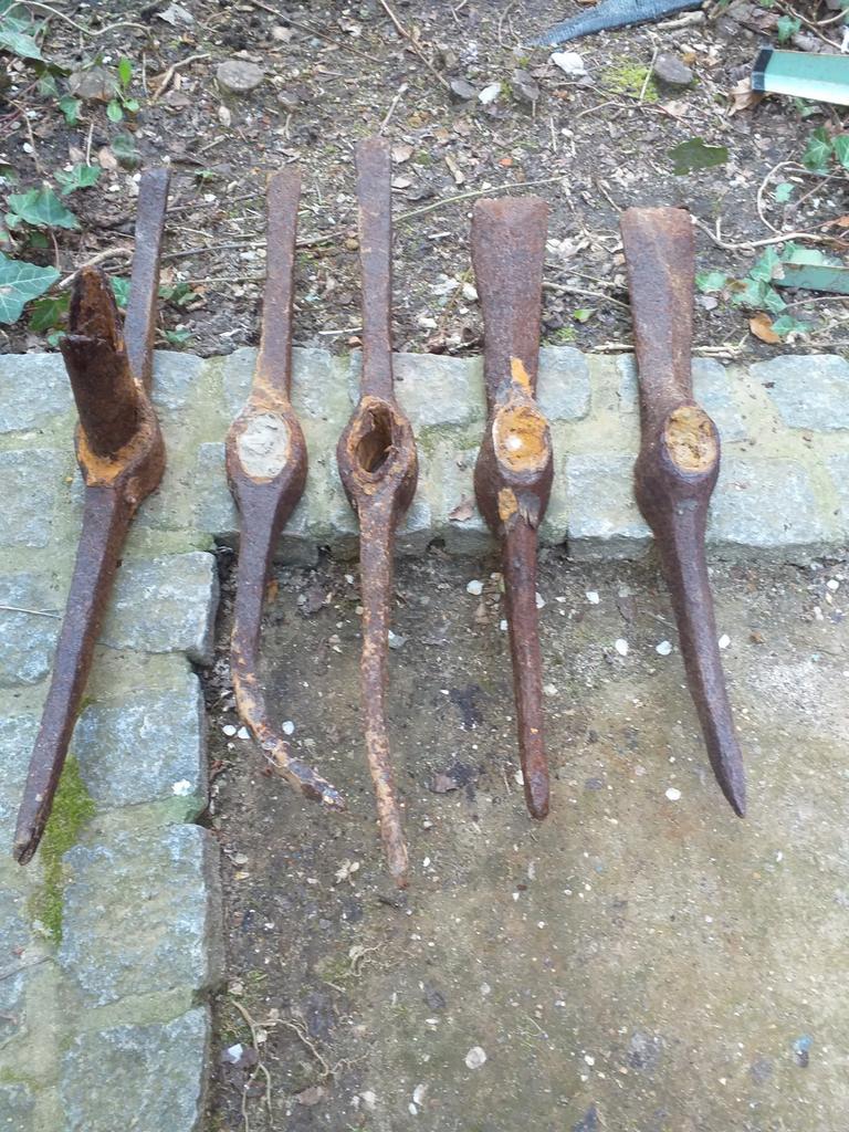 Pikhouwelen uit WO1., Ophalen of Verzenden