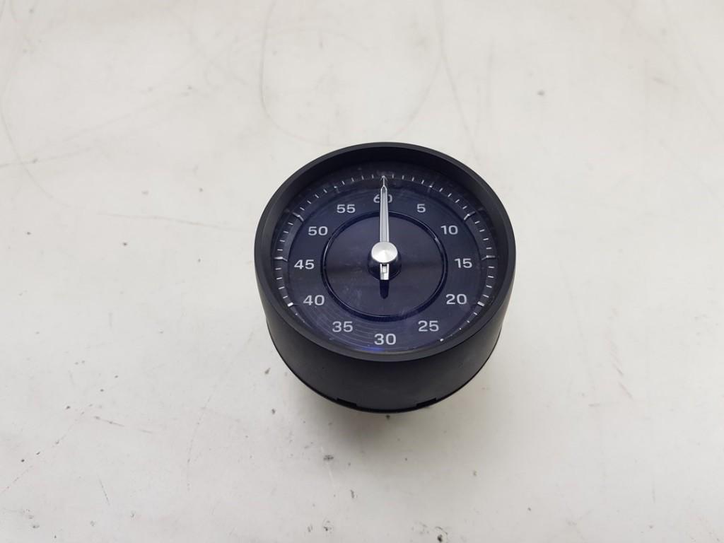 KLOK Taycan (Y1A) (|9J1919203J|9J1919203J6N3|9J1919203|), Gebruikt, Porsche