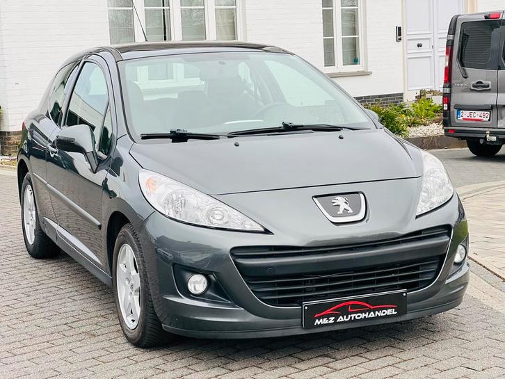 Peugeot 207 1.4i benzine * 128.000 KM * 2011 * pano dak *, Autos, Peugeot, Entreprise, Achat, ABS, Airbags, Air conditionné, Ordinateur de bord