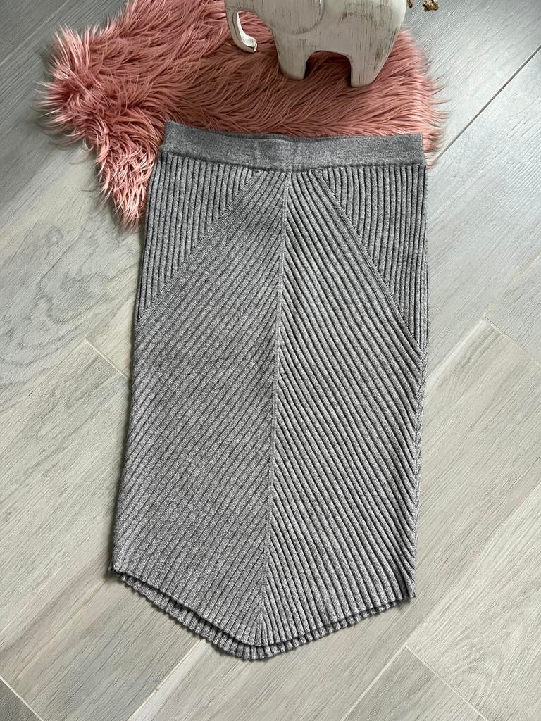 Grijze rok, Kleding | Dames, Rokken, Ophalen of Verzenden, Zo goed als nieuw, Maat 36 (S)