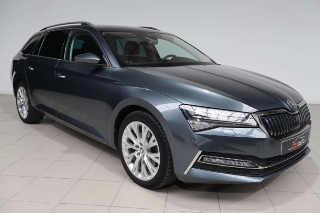Skoda Superb Combi Superb PHEV 1.4 TSI Sportline DSG, Auto's, Skoda, Automaat, Gebruikt, Euro 6, 4 cilinders