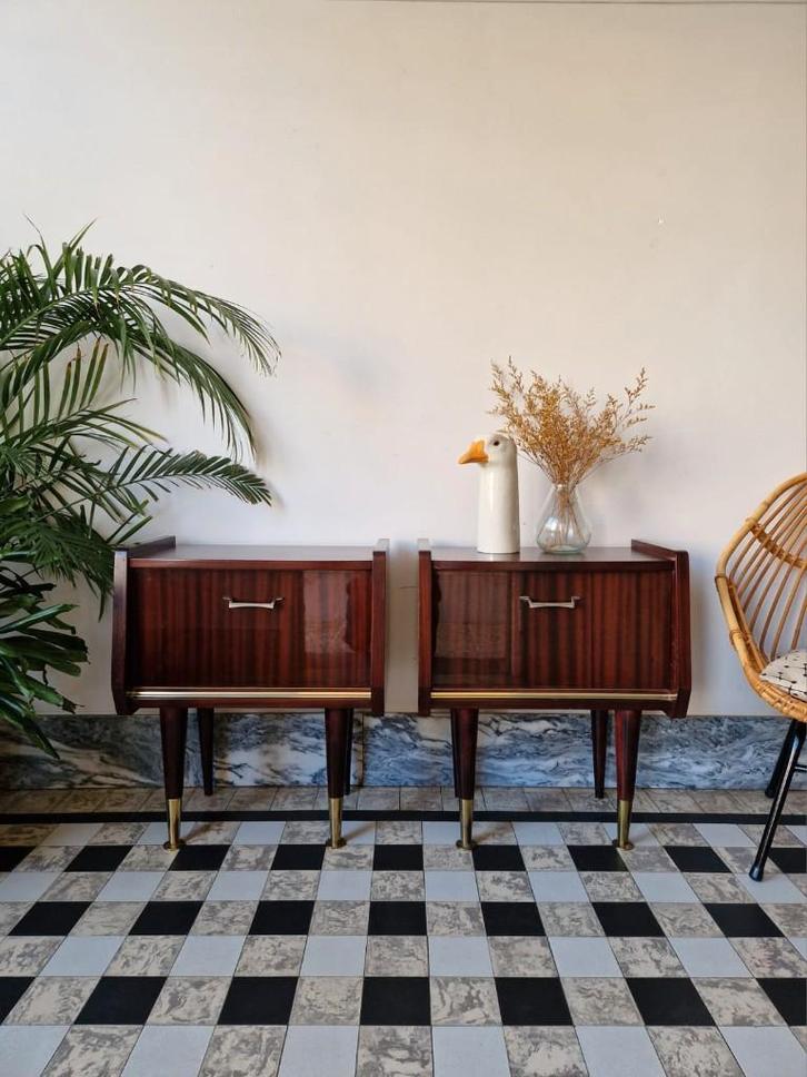 Vintage midcentury nachtkastjes | kastjes | retro, Huis en Inrichting, Slaapkamer | Nachtkastjes, Gebruikt, 55 tot 70 cm, 45 tot 65 cm