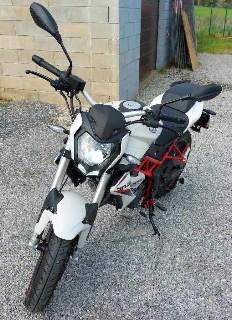 Moto Benelli BN125 1322km, Occasion, Permis Moto A1 minimum, Particulier, Autre