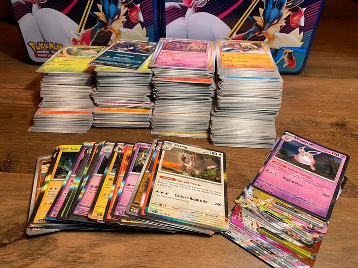 Lot groupé de Pokémon anglais, Hobby & Loisirs créatifs, Jeux de cartes à collectionner | Pokémon, Comme neuf, Plusieurs cartes