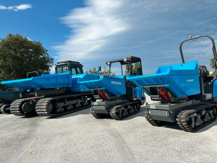 1500 KG MESSERSI Rupsdumper, Articles professionnels, Machines & Construction | Grues & Excavatrices, Enlèvement