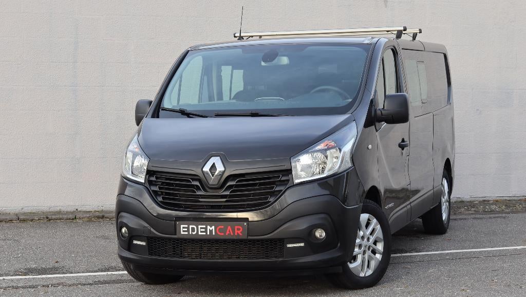 Renault Trafic Bi-Turbo 145pk DUBBELE CABINE 5pl. 1jaar gar., Voorwielaandrijving, Stof, Euro 6, 4 cilinders