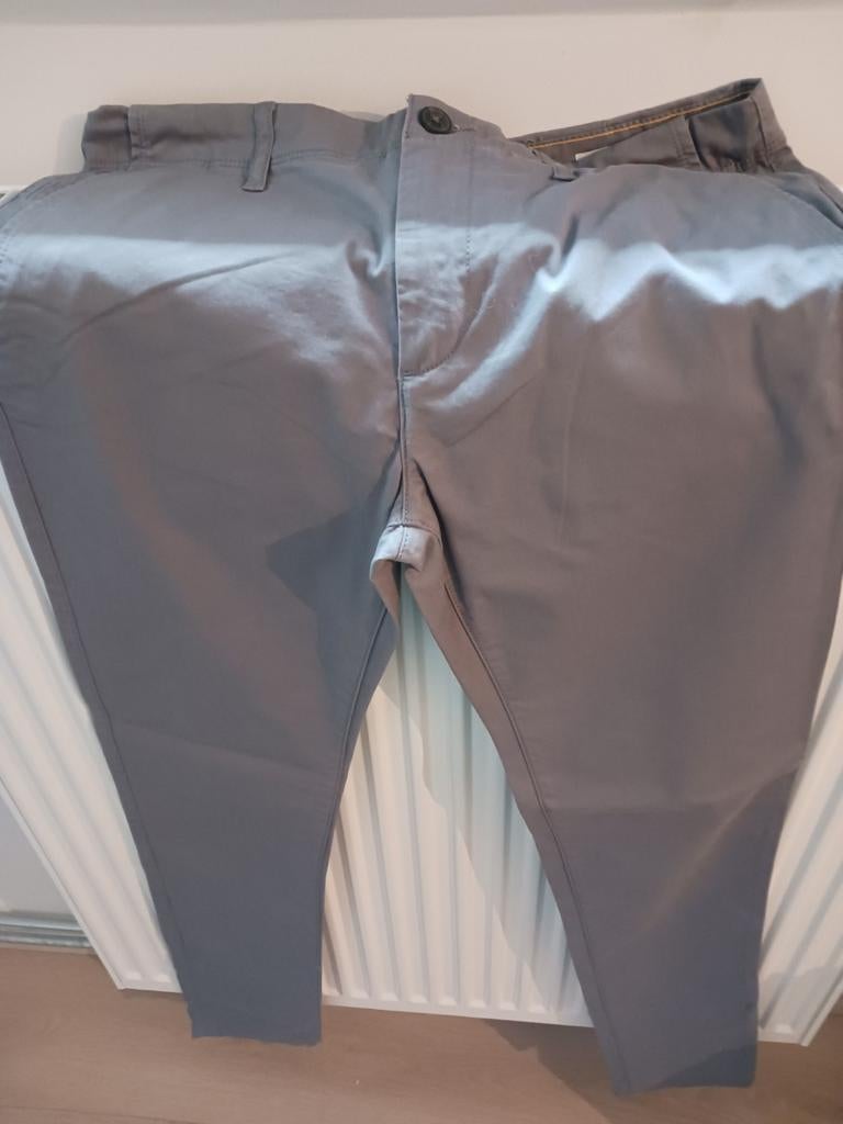Nieuwe grijze broek merk Jules te koop.M 40, Vêtements | Hommes, Pantalons, Enlèvement, Neuf, Taille 46 (S) ou plus petite, Jules