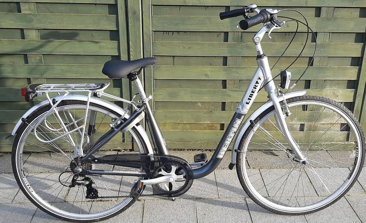 Damesfiets klein kader lage instap rijklaar, Fietsen en Brommers, Fietsen | Dames | Damesfietsen, Versnellingen, Ophalen