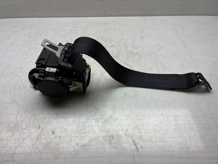 CEINTURE DE SECURITE ARRIERE DROITE Renault Arkana (RJLL), Autos : Pièces & Accessoires, Habitacle & Garnissage, Renault, Utilisé