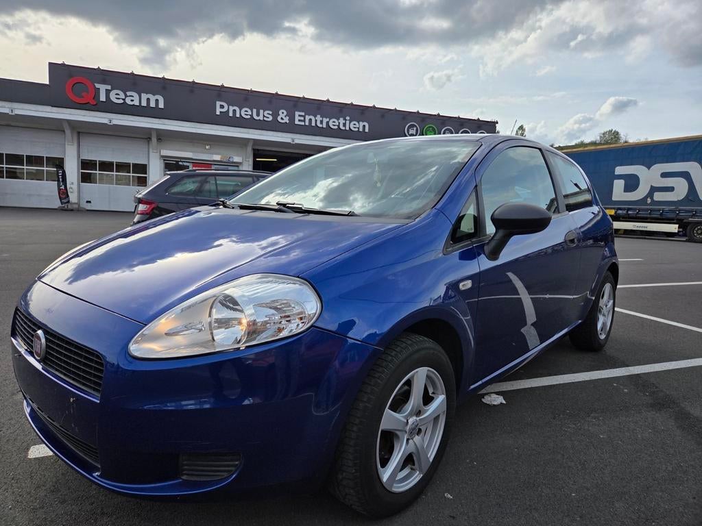 Fiat Punto 1.2essence Euro4*Prête à immatriculée!!!, Auto's, Fiat, Particulier, Punto, ABS, Airbags, Boordcomputer, Centrale vergrendeling