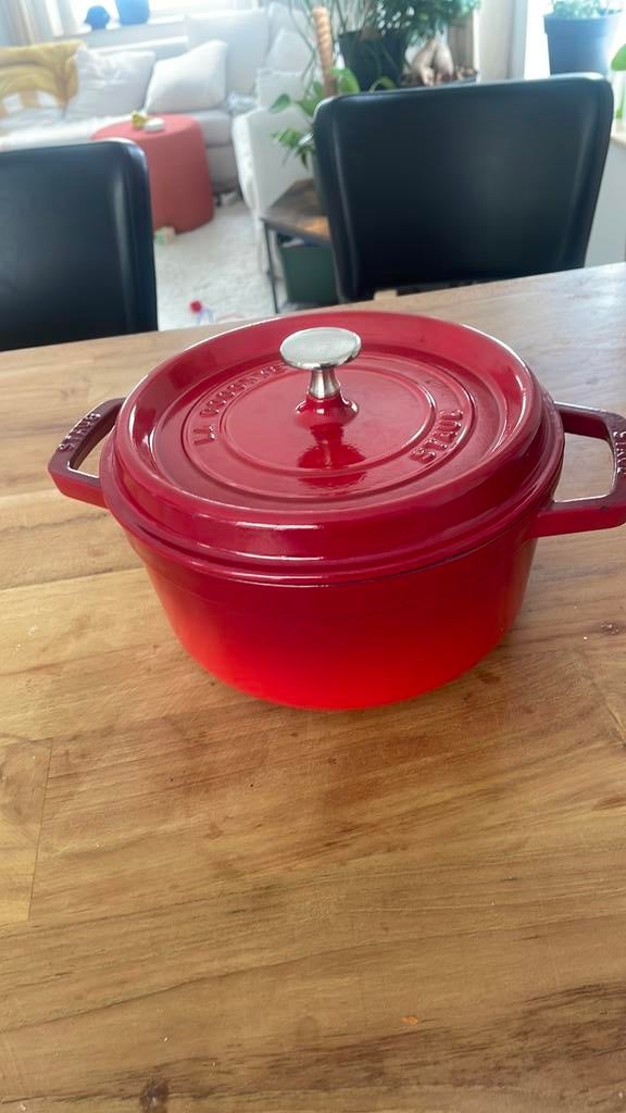 Staub La Cocotte 22cm Kersenrood Gietijzeren kookpot, Ophalen