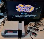 Nintendo nes 2-controllers en het spel Bubble Bobble, Ophalen of Verzenden, Zo goed als nieuw