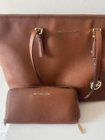 Sac Michael Kors plus portefeuille, Bijoux, Sacs & Beauté, Sacs | Sacs Femme, Enlèvement, Comme neuf