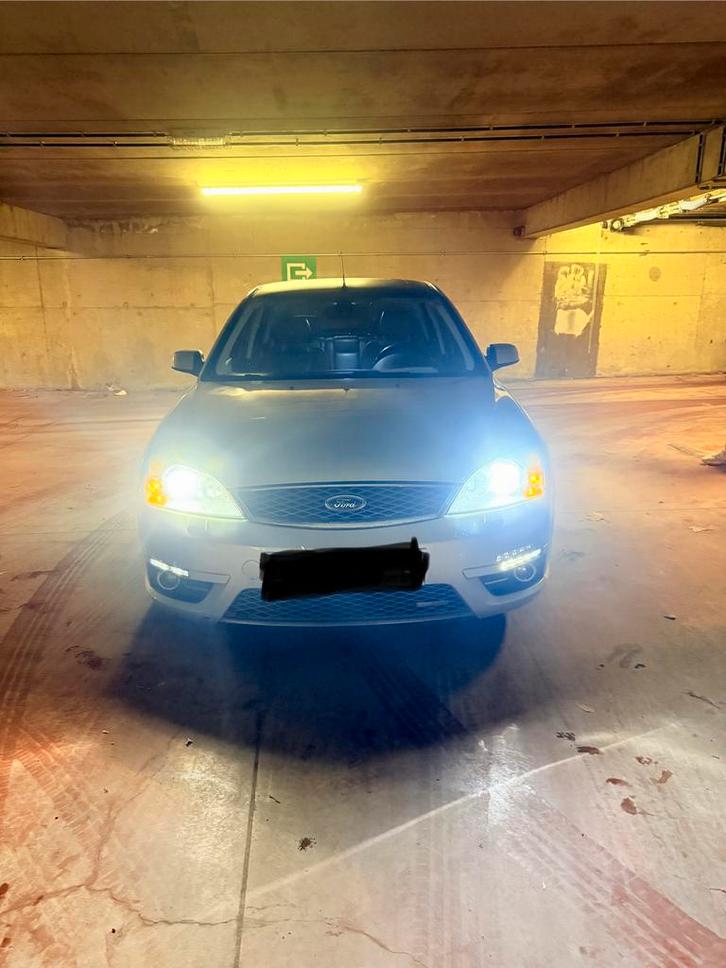 Ford mondeo 3.0 v6 st220, Autos, Ford, Entreprise, Mondeo, Électrique, Automatique, Alcantara, Enlèvement