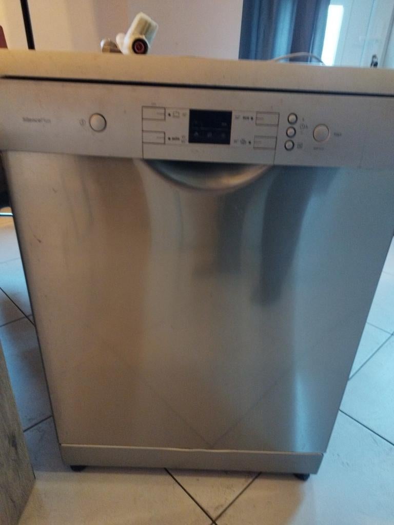 Lave vaisselle bosch silence plus, Enlèvement