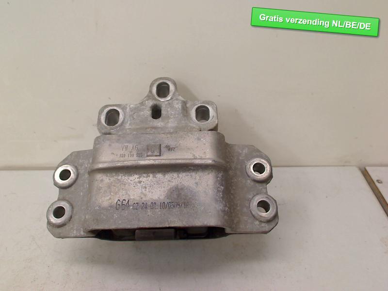 SUPPORT BOITE DE VITESSES Golf VI (5K1) (1K0199555Q), Utilisé, De Bloemendaal 21 21
5221 EB  'S HERTOGENBOSCH, NL, Info@123Parts.nl