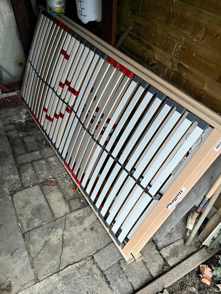 Lattenbodem, Huis en Inrichting, Slaapkamer | Matrassen en Bedbodems, Zo goed als nieuw, Bedbodem, 90 cm, 200 cm, Twijfelaar, Ophalen