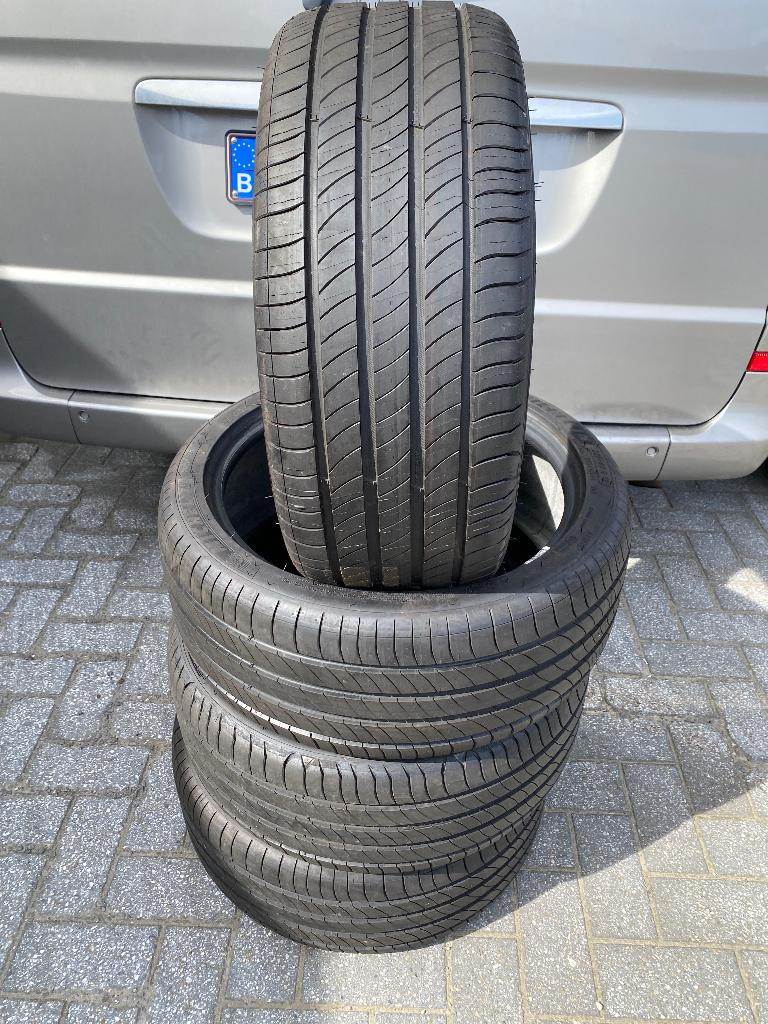 225/40 R18 92Y MICHELIN ++ 225/40 ZR18 92Y DUNLOP, Ophalen, 18 inch, Nieuw, Band(en)