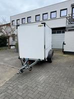 Gesloten aanhangwagen, Ophalen, Zo goed als nieuw