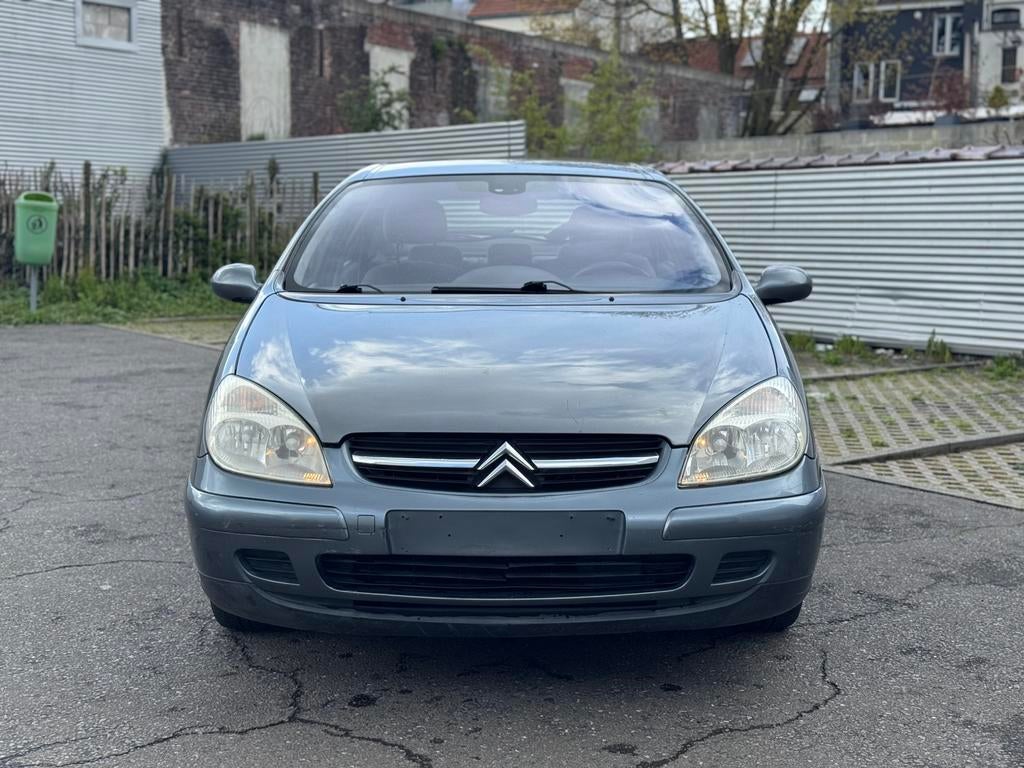 Citroën C5 1.8 essence 156.000km / 2002, Autos, Citroën, Argent ou Gris, Achat, Boîte manuelle, Noir
