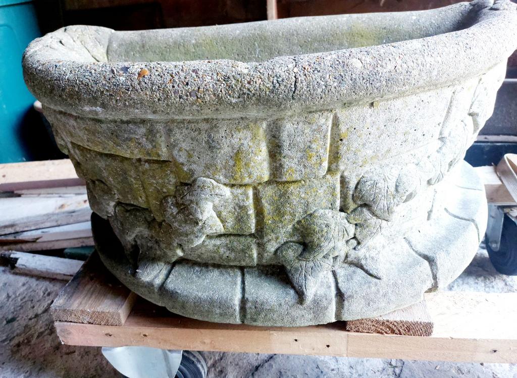 Betonnen bloembak, Tuin en Terras, Gebruikt, Minder dan 40 cm, Overige vormen, Beton