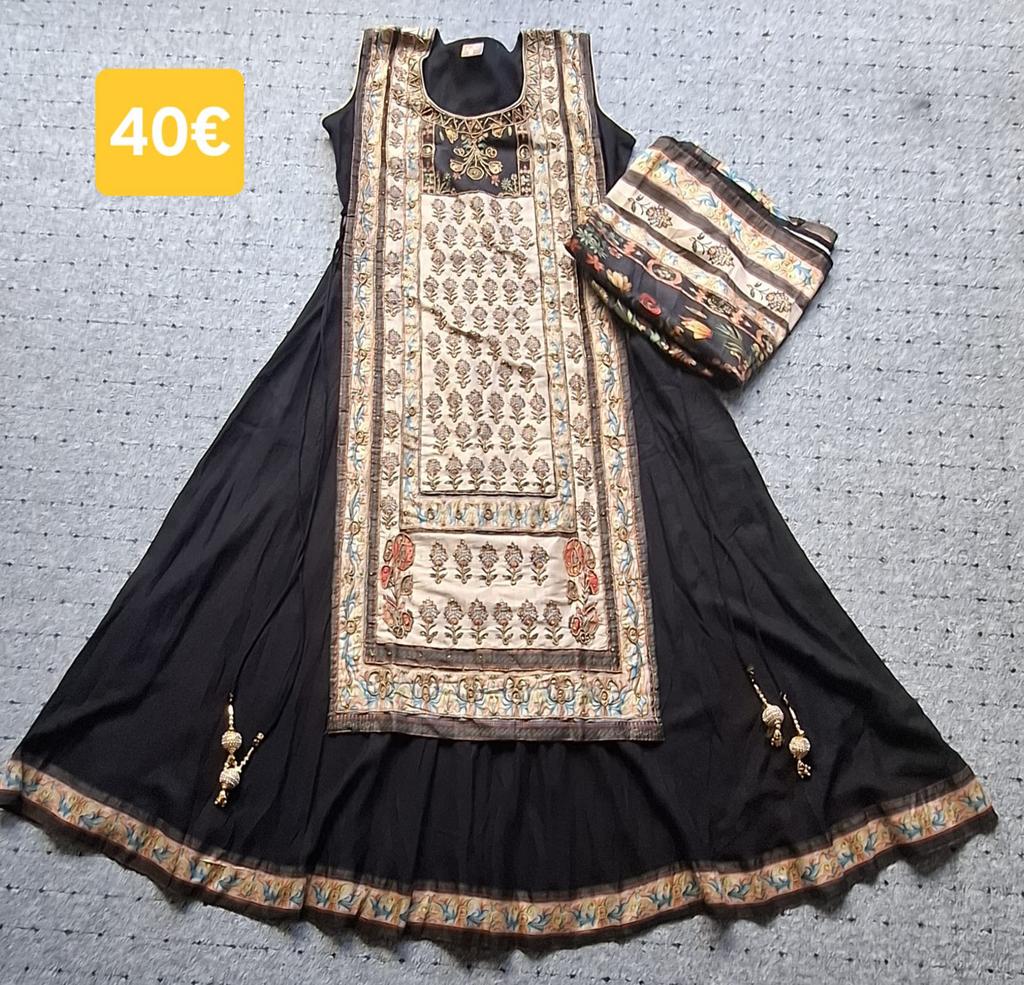 Black Anarkali Suit Set, Kleding | Dames, Ophalen of Verzenden, Nieuw, Maat 38/40 (M)