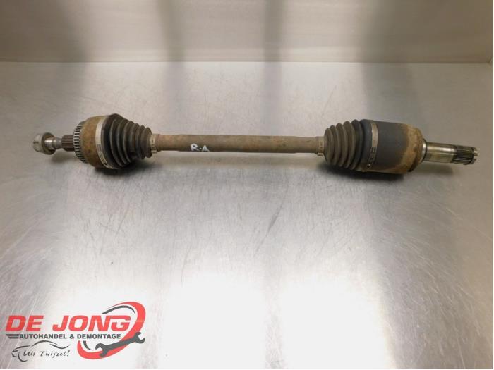 Arbre de transmission arrière droit d'un Mercedes ML-Klasse, Autos : Pièces & Accessoires, Freins & Transmission, Mercedes-Benz