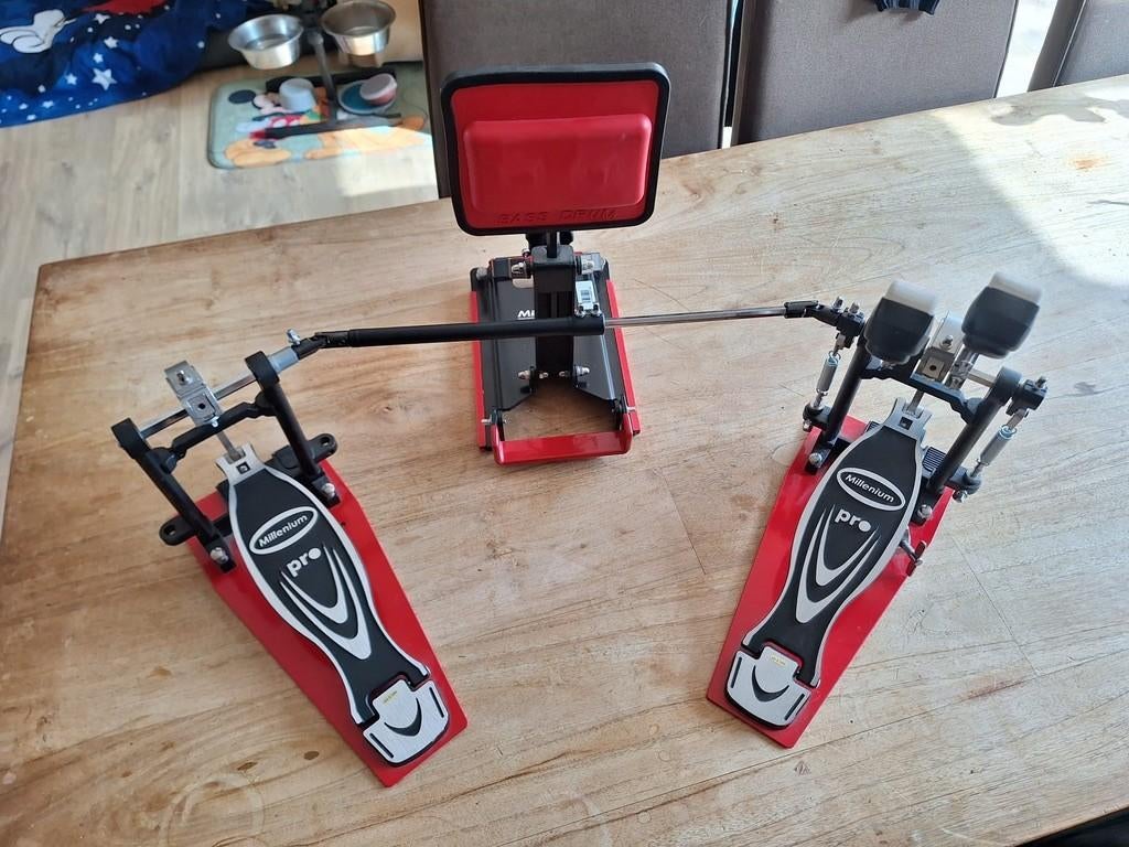 twin basdrum pedaal met direct drive, Muziek en Instrumenten, Drumstellen en Slagwerk, Ophalen, Zo goed als nieuw, Overige merken
