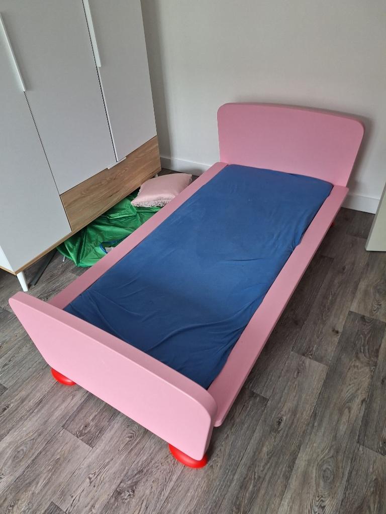 Roze ikea bedje 170 op 84 cm, Kinderen en Baby's, Gebruikt, 70 tot 85 cm, 160 tot 180 cm, Ophalen