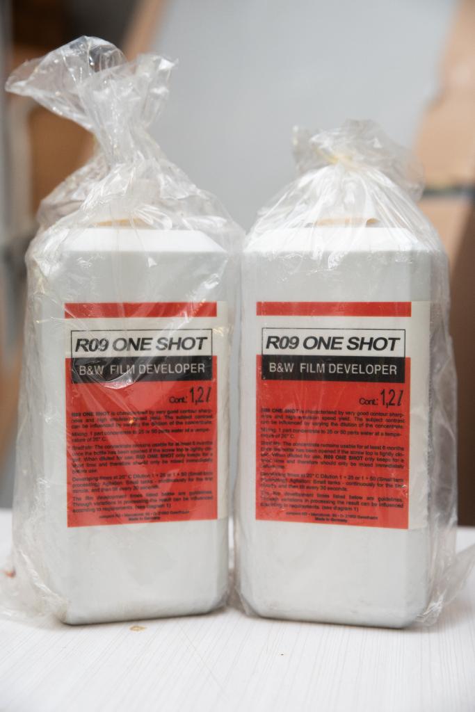 Rollei R09 One Shot 2x1 liter, Ophalen of Verzenden, Zo goed als nieuw, Doka-onderdelen