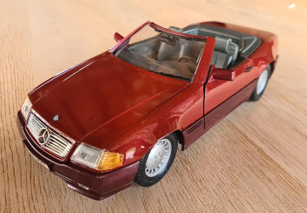 Mercedes-Benz 500 SL Maisto Schaalmodel 1:18, Enlèvement, Maisto