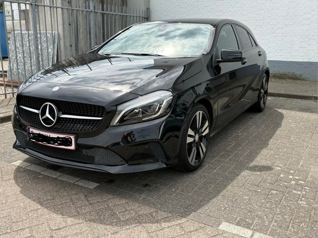 Mercedes Benz A180d, Autos, Mercedes-Benz, Particulier, Airbags, Air conditionné, Climatisation automatique, Bluetooth, Ordinateur de bord
