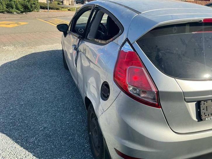 2016 Ford Fiesta Hatchback Personenauto, Auto's, Ford, Bedrijf, Fiësta, Benzine, Euro 6, Overige carrosserie, Handgeschakeld, Gebruikt