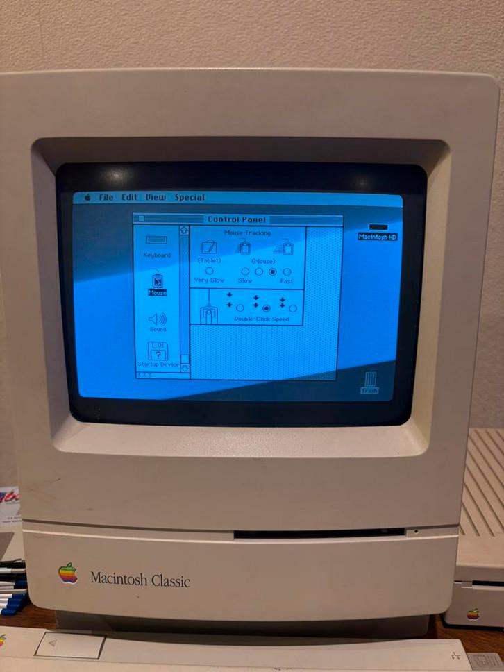 Apple Mac Classic (configuration complète et fonctionnelle), Informatique & Logiciels, Ordinateurs Vintage, Enlèvement